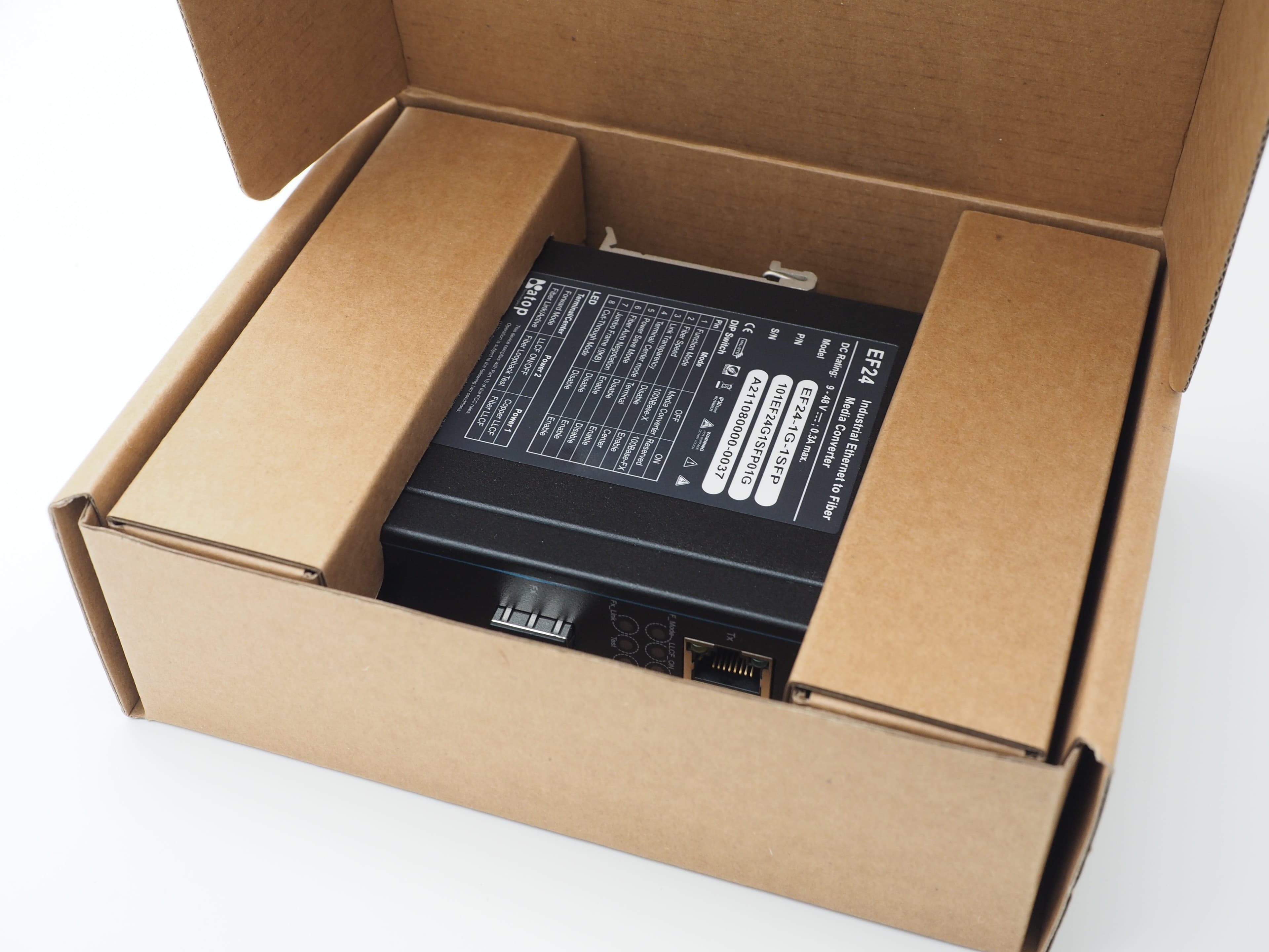 Atop EF24-1G-1SFP industrieller Ethernet-zu-Glasfaser-Medienkonverter