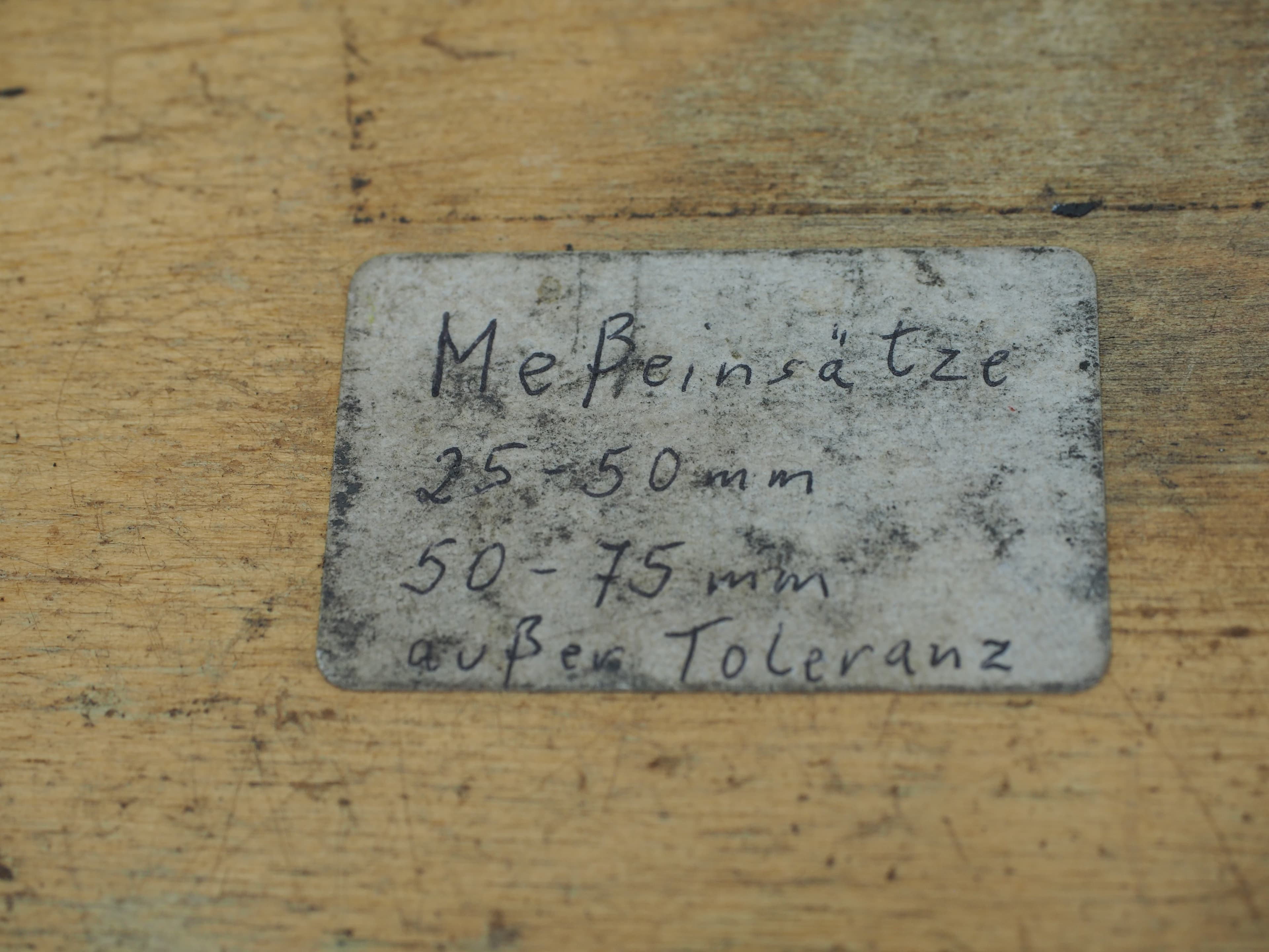 Mauser Tiefenmessschraube im Holzkasten