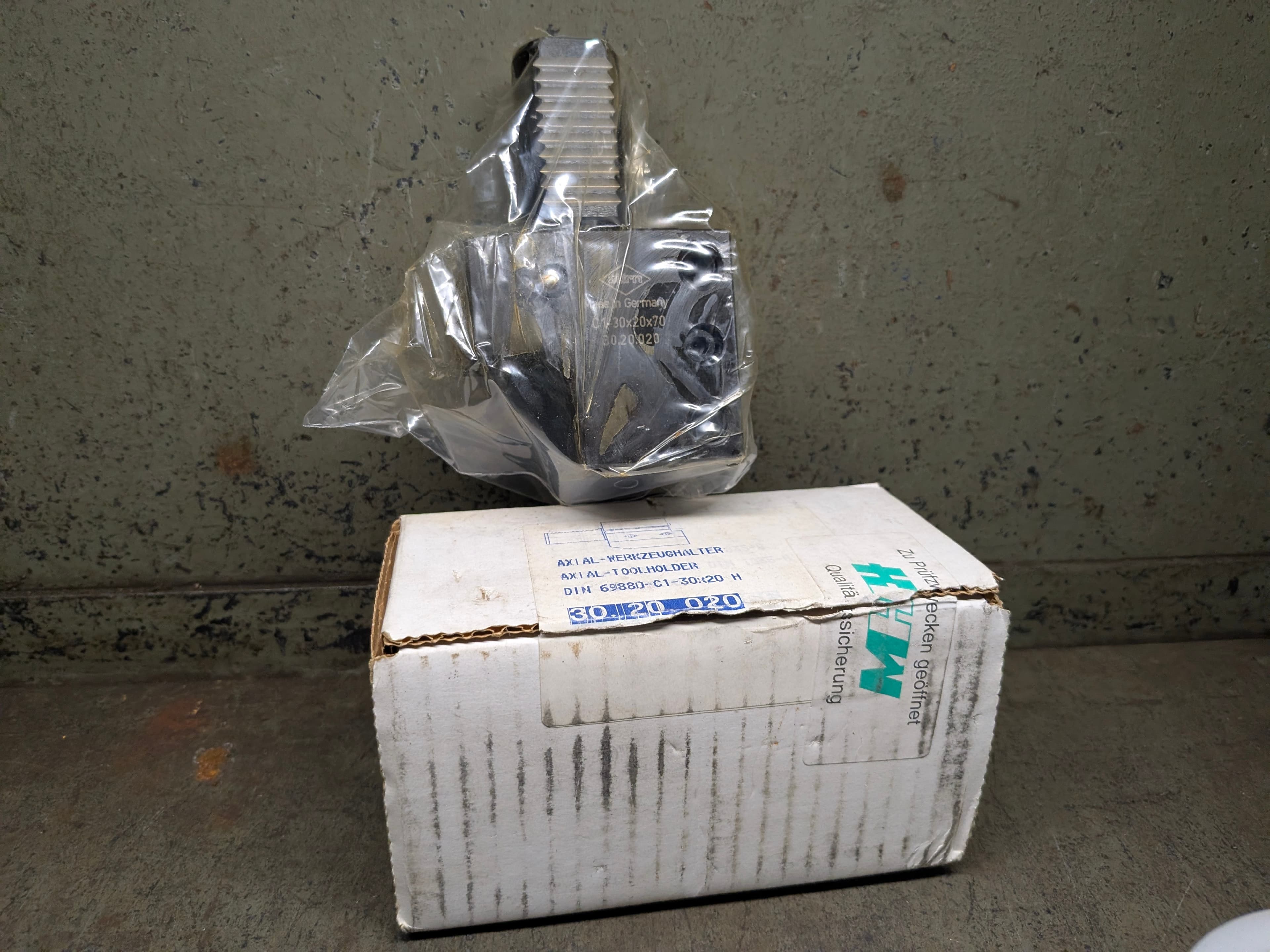 Zürn 30.120.020 Axial-Werkzeughalter DIN 69881-C1-30x20 H, neu